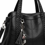 The Merritt Everyday Tote - Black - closure detail